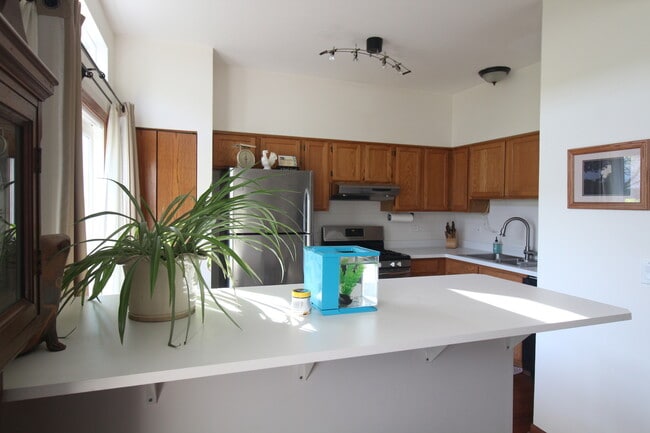 Building Photo - 1248 Whispering Hills Dr