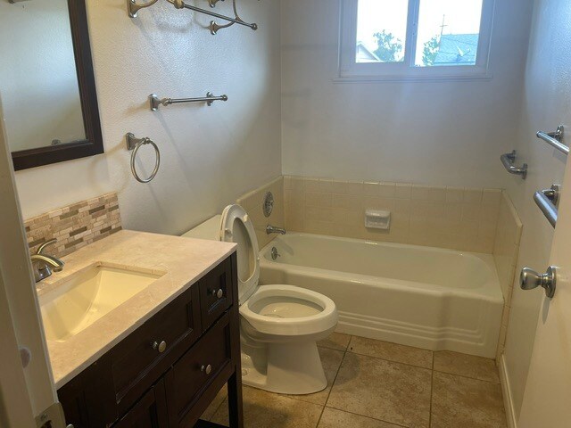 Foto del edificio - 312 Pebble Beach Dr