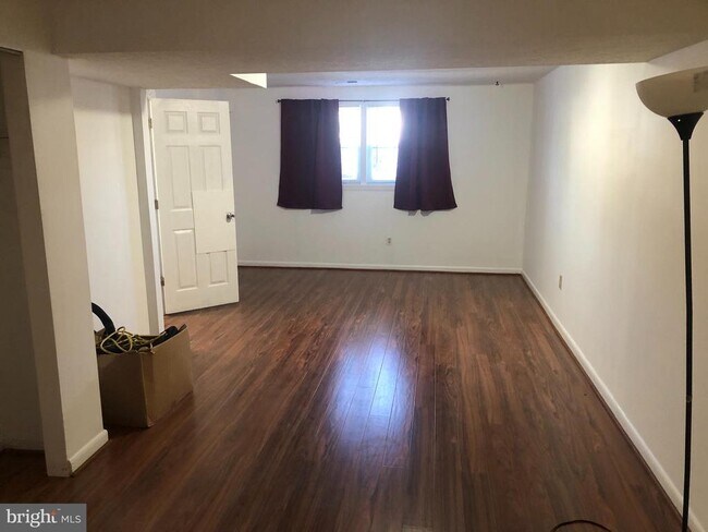 Foto del edificio - 19212 Deep Run Ct