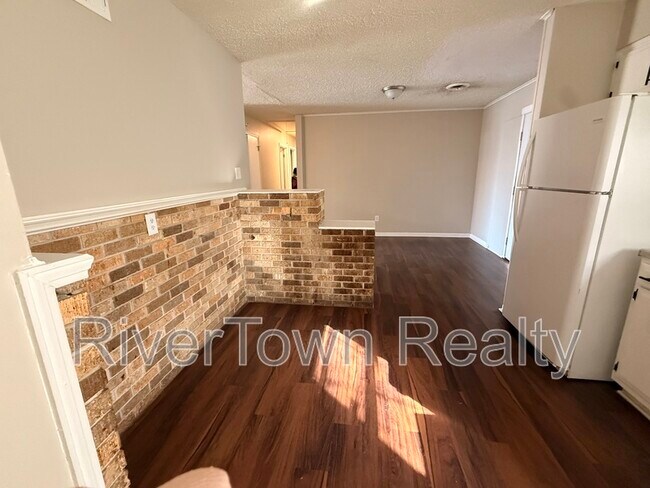 Building Photo - 4070 Kerwin Dr