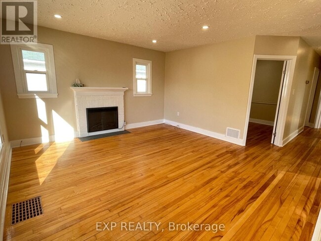 Photo du bâtiment - 55 Spring St