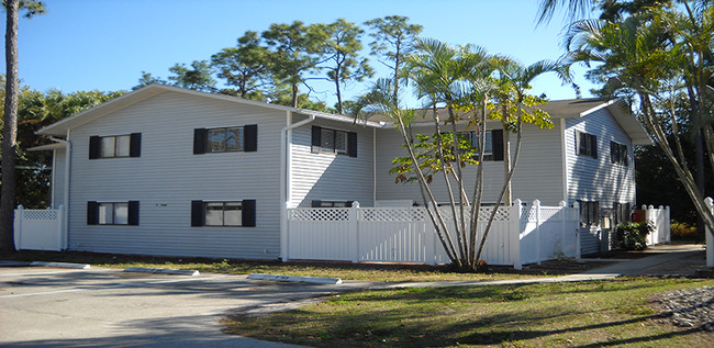 Foto del edificio - The Village At Whiskey Creek