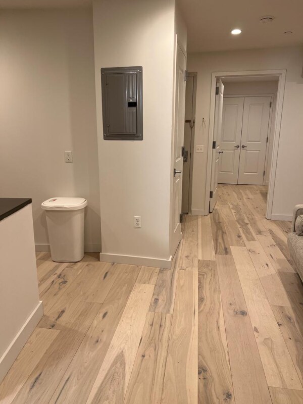 Foto principal - 31-25 Newtown Ave