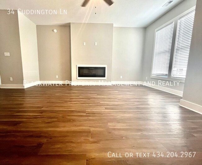 Photo - 34 Cuddington Ln House