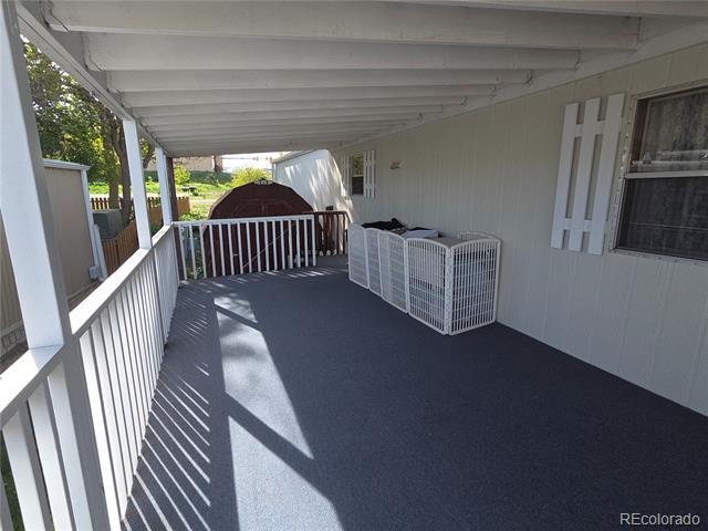 Building Photo - 8201 N Wolhurst Dr