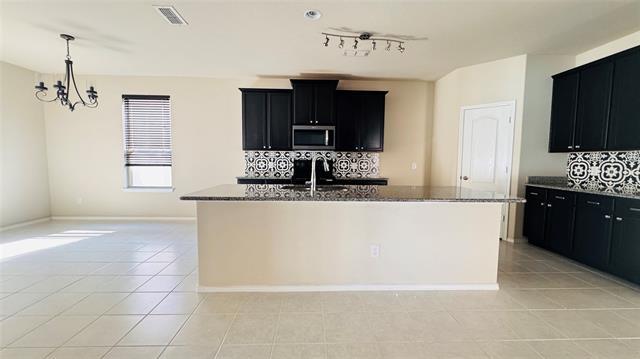 Building Photo - 1045 Holly Anne Ln
