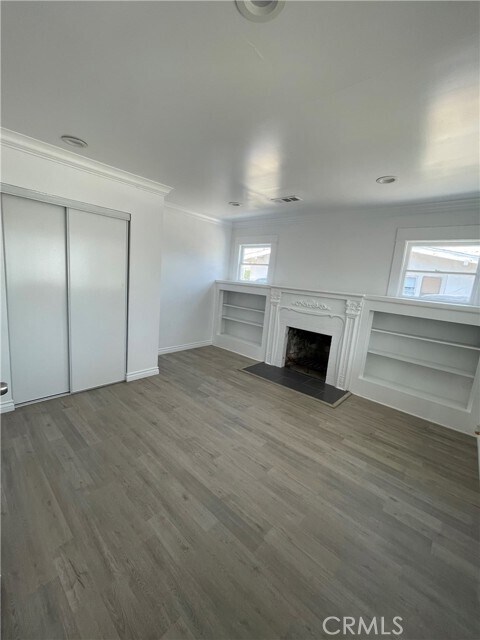 Building Photo - 785 E Monterey Ave
