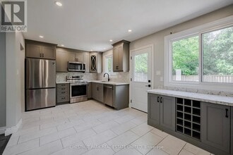 Building Photo - 1435 Leighland Rd