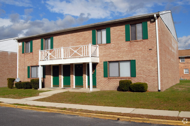 Building - Berkshires I and II Apartments