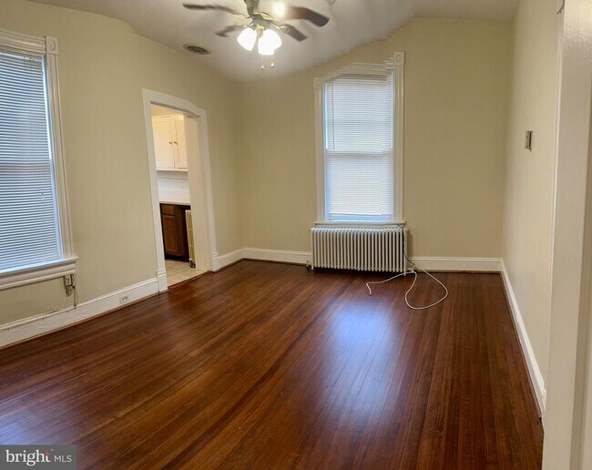 Foto del edificio - 606 Caroline St