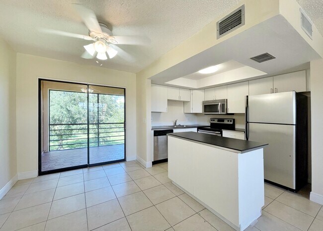 Building Photo - 4183 Oak Terrace Dr