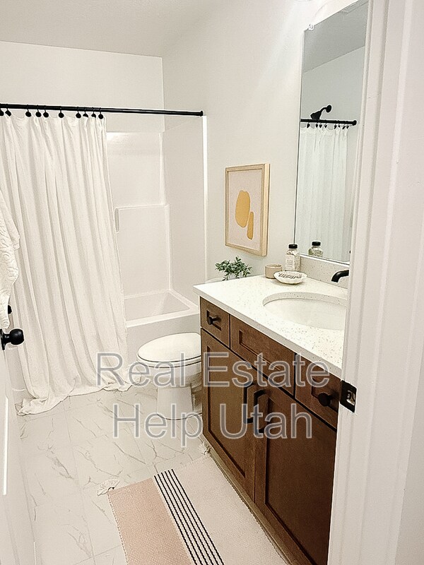 Foto del edificio - 4787 Heartwood Rd
