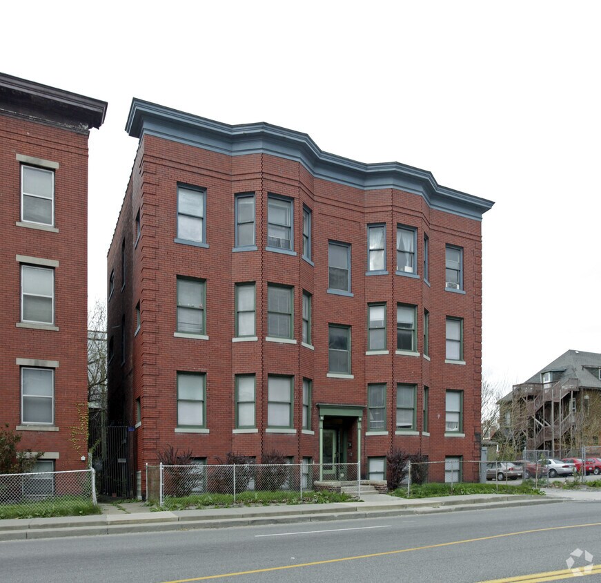 Foto del edificio - 4425 John R St