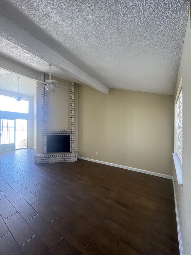 Building Photo - 11622 Scott Simpson Dr