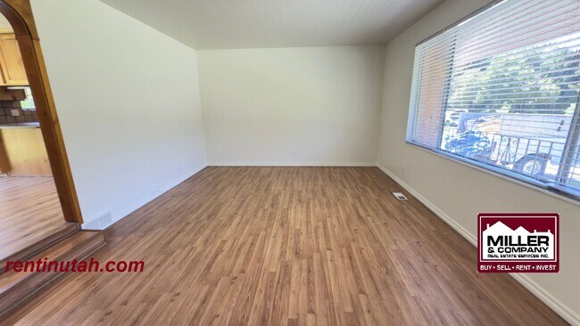Foto del edificio - Beautiful home in secluded neighborhood!