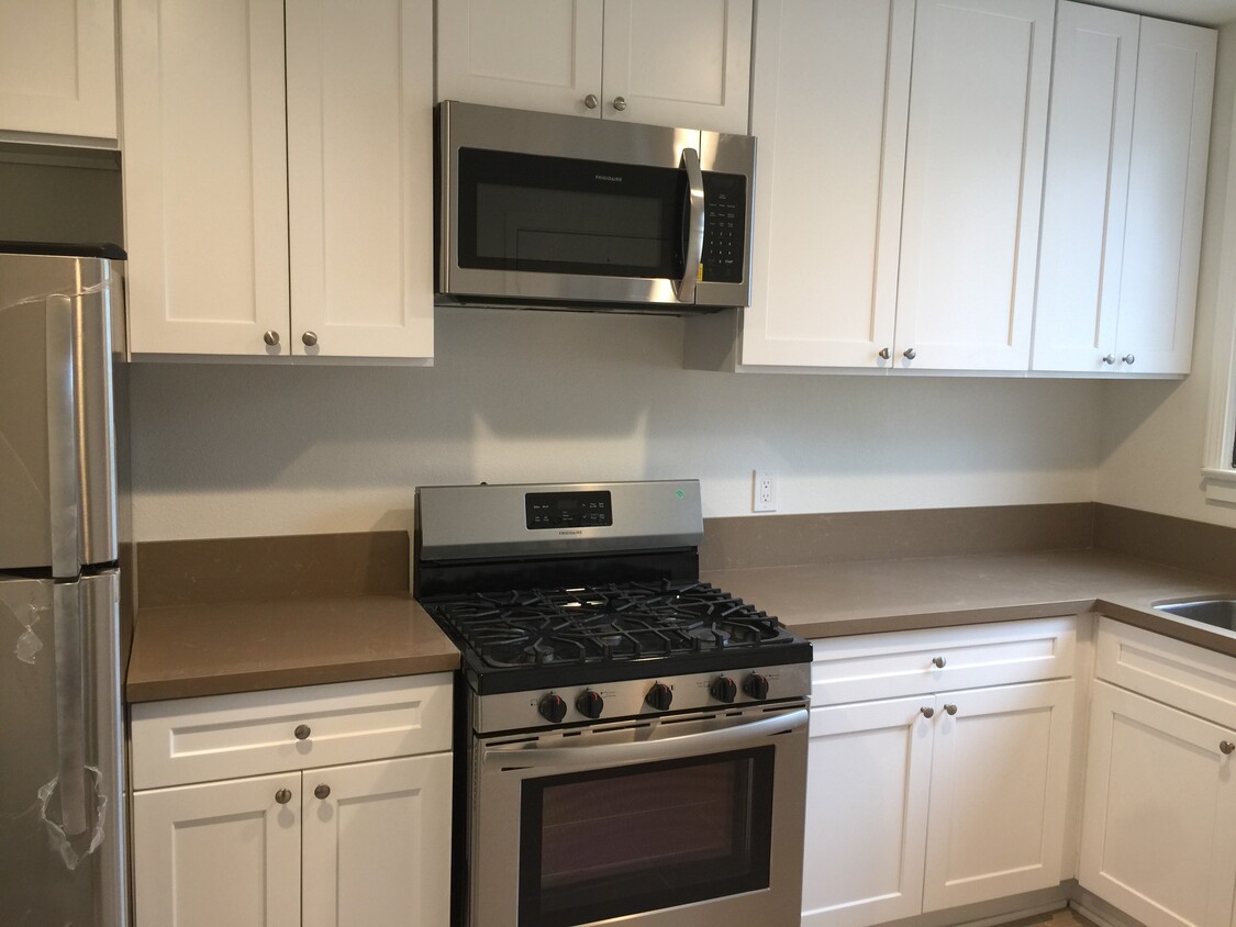 Foto principal - 5302 Colfax Ave