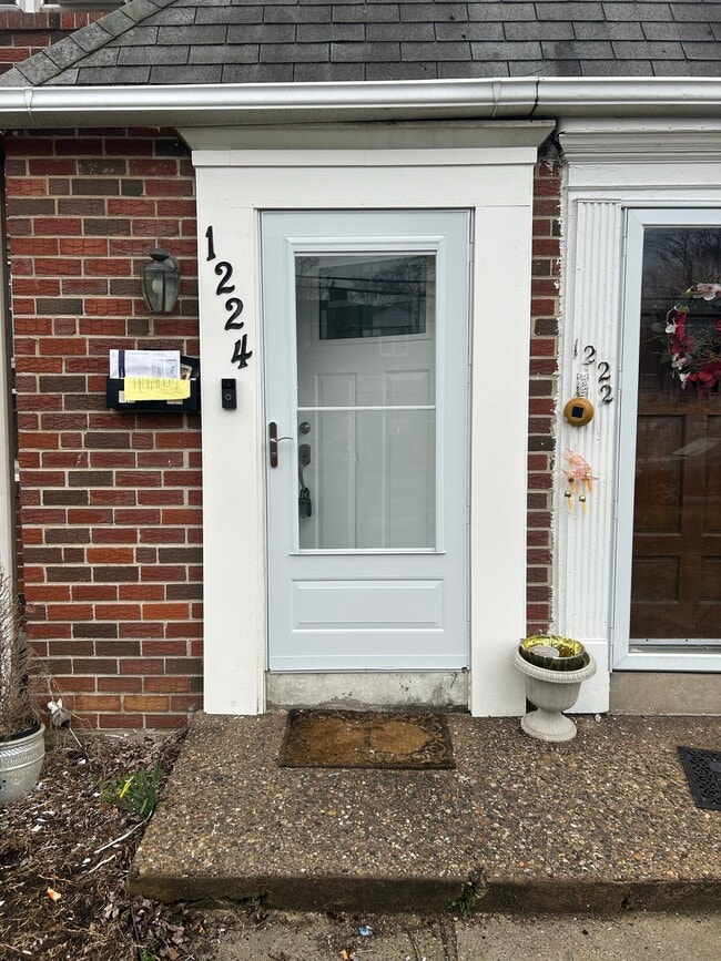Building Photo - 1224 Elson Rd