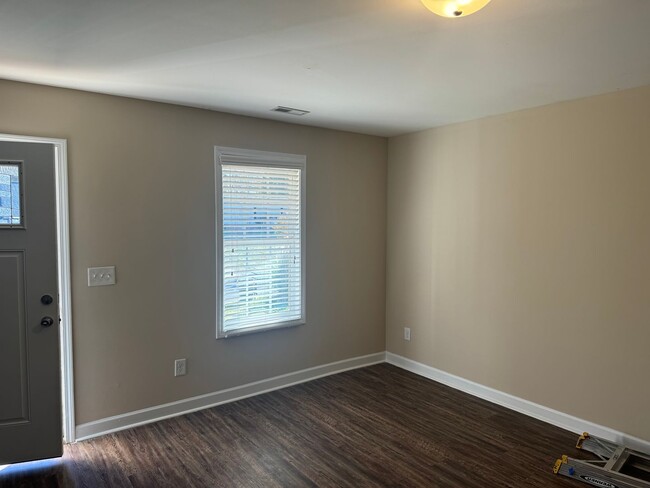 Foto del edificio - Like new home! Convenient Kannapolis locat...