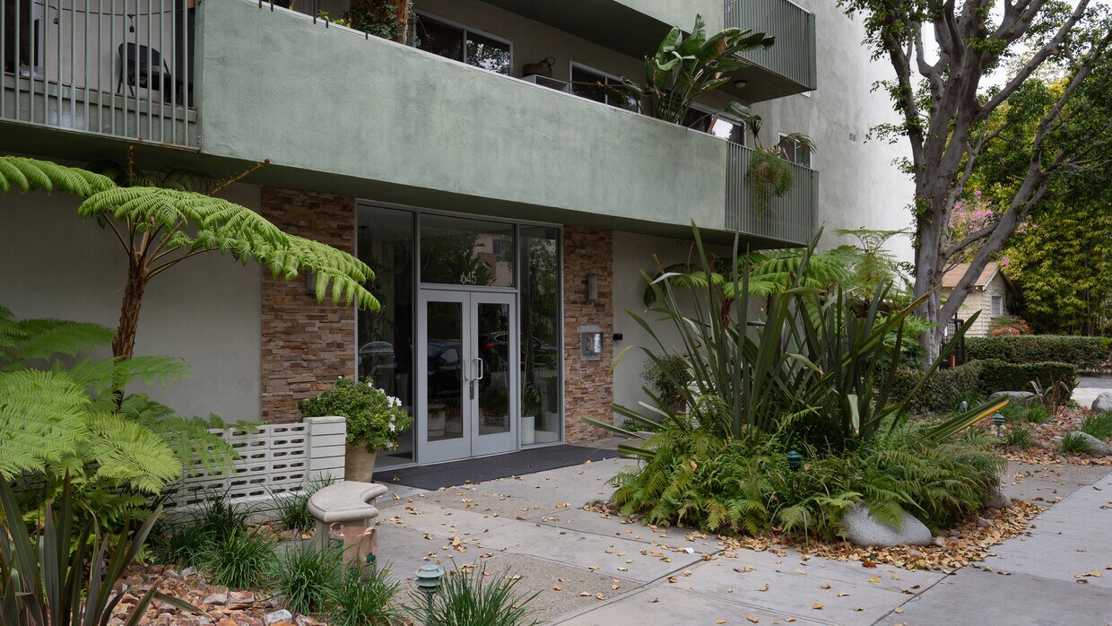 17 Condos for Rent in West Hollywood, CA Westside Rentals
