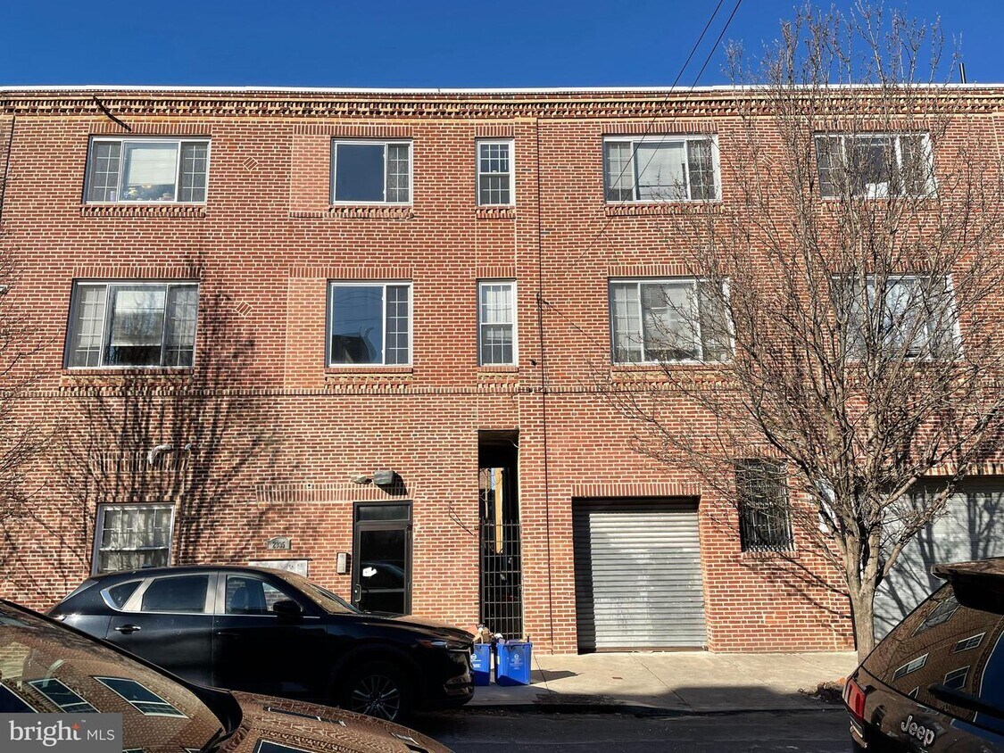 2335 Ellsworth St Unit 2, Philadelphia, PA 19146 Room for Rent in Philadelphia, PA