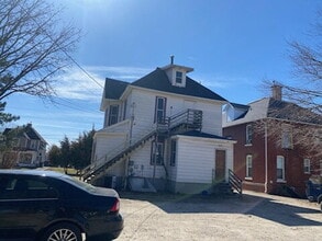 Building Photo - 2815 Cottage Grove Ave