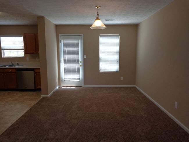 Building Photo - 1030 J Dorothy Pl