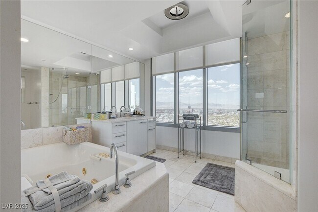 Foto del edificio - 222 Karen Ave