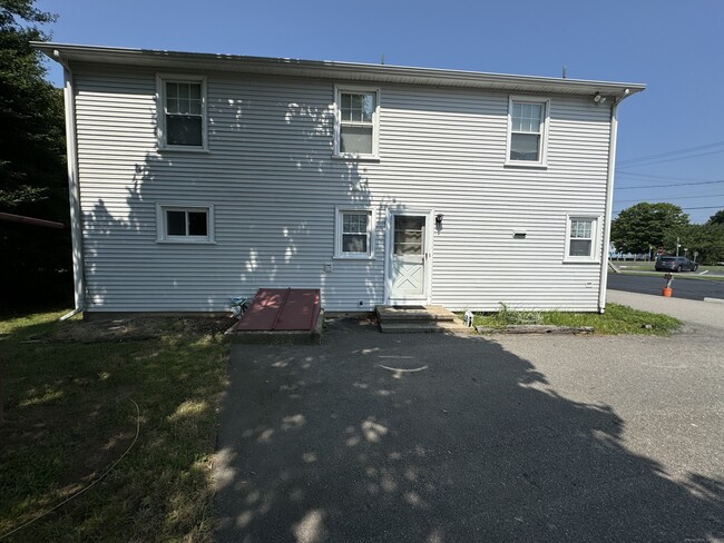 Building Photo - 55 Dudley Ln