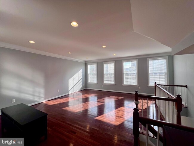 Photo - 1542 Kinnaird Terrace NE Townhome