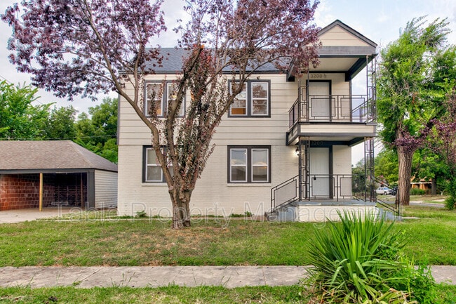 Photo - 3200 NW 16th St Apartment