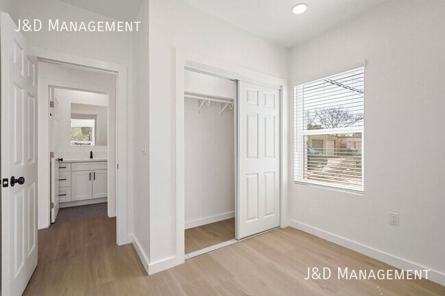 Building Photo - 4897 Coconino Way