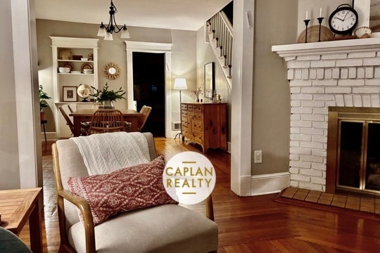 Building Photo - 25 W Rock Ave