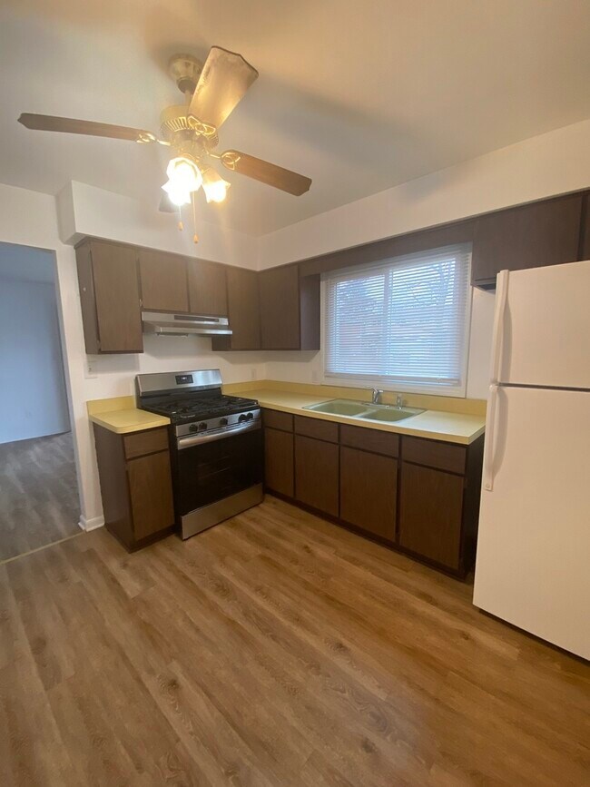 Foto del edificio - 116 S Cooper Rd