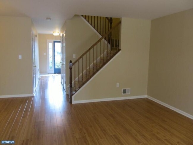 Building Photo - 808 Pebble Creek Ct