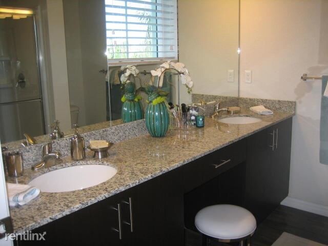 Building Photo - 2 br, 2.5 bath  - 9780 Quaye Side Dr # 4-106
