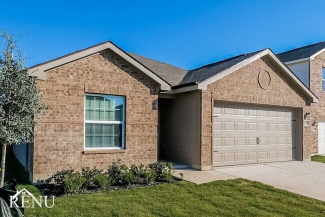Building Photo - 101 Fox Glen Trl