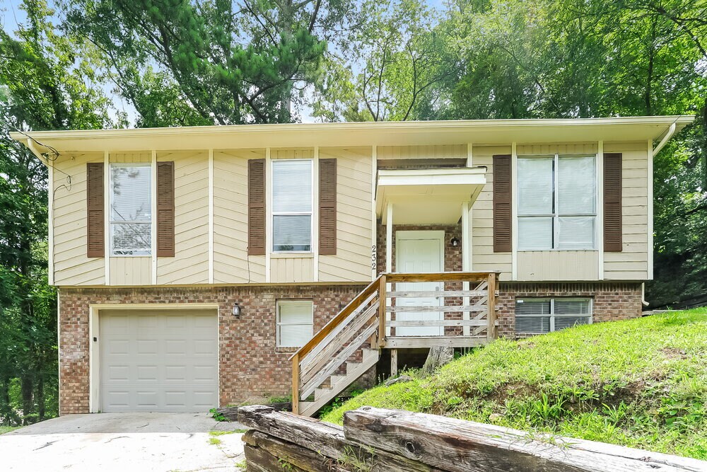 Foto principal - 232 Glenvalley Ln NW