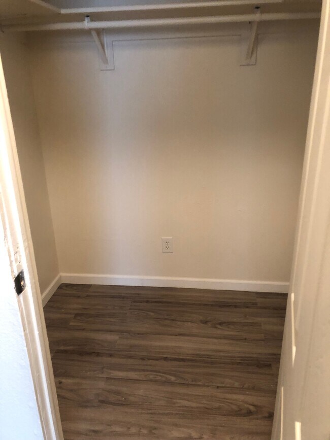 Tiburon Apartments Apartments 1330 Potter Dr Colorado Springs, CO