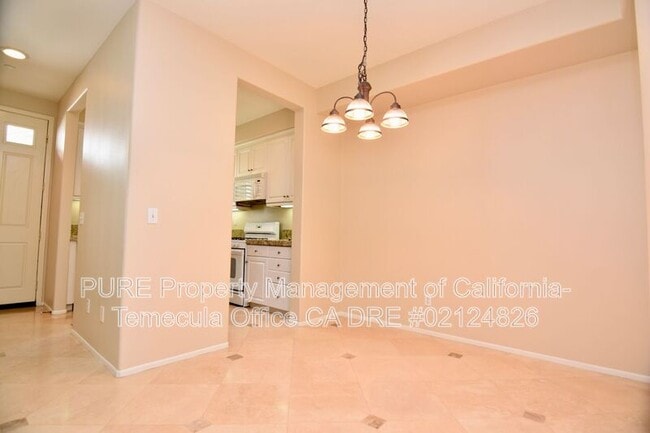 Building Photo - 33540 Willow Haven Ln