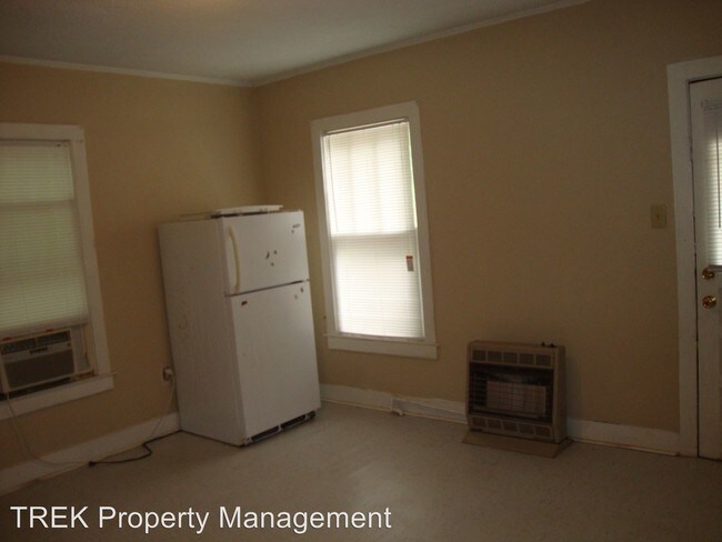 Foto del edificio - 2 br, 1 bath Apartment - 3478 Tutwiler Ave #2