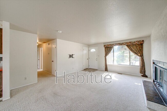 Foto del edificio - 2924 S Holden Ave