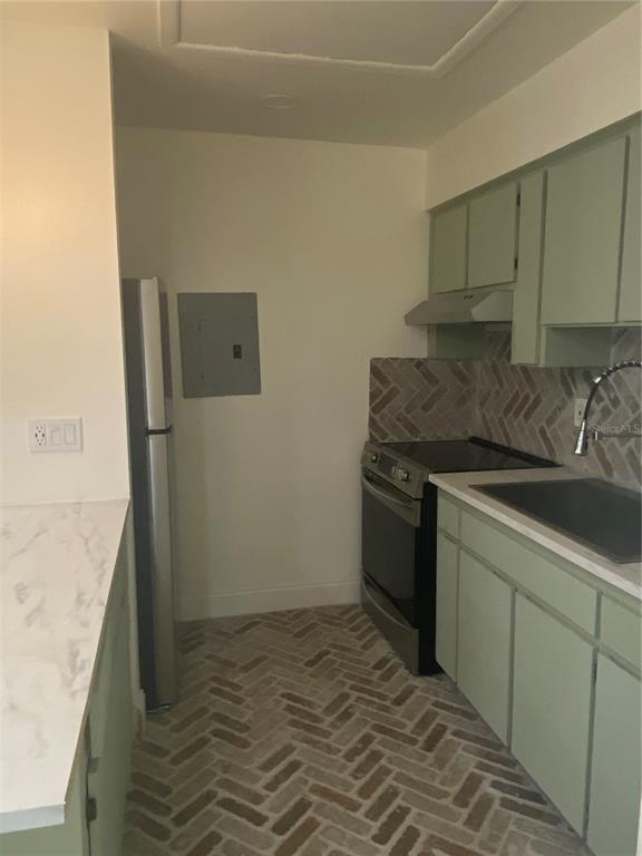 Foto del edificio - 704 Angelina Ln