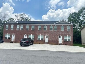 Building Photo - 4100 N Ocoee St