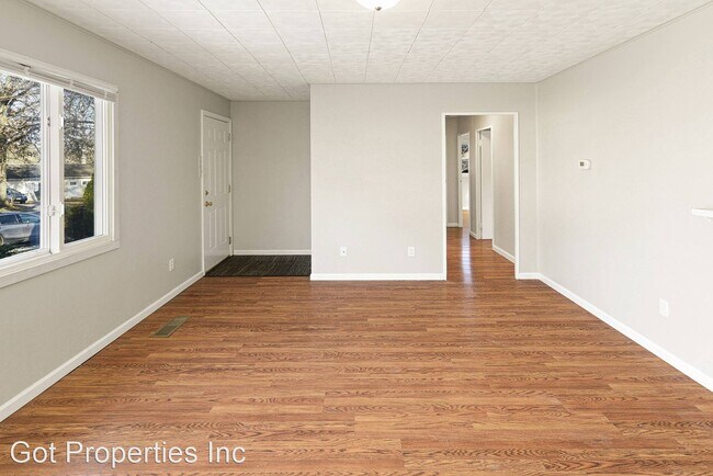 Foto del edificio - 3 br, 1 bath House - 7780 Williams court