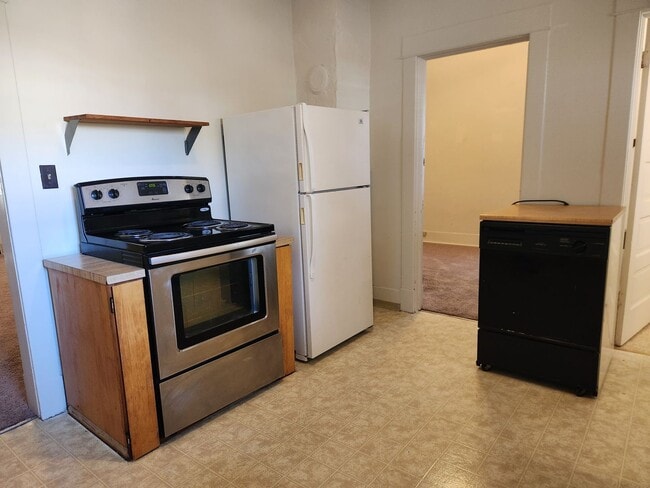 Building Photo - 1011 Billy Frank Jr. St