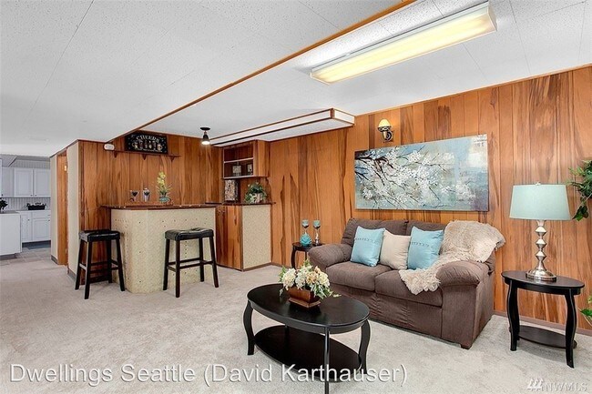 Foto del edificio - 16539 Carlyle Hall Rd N