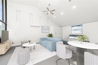 Building Photo - 719 Cabernet Ct