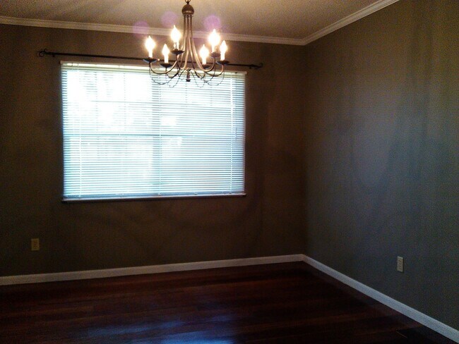 Foto del edificio - Charming 3BR Home with a Touch of Country in Dasher!