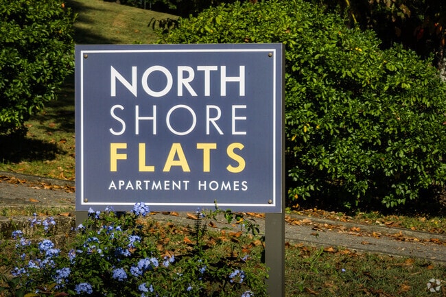 Entrance Sign - Northshore Flats