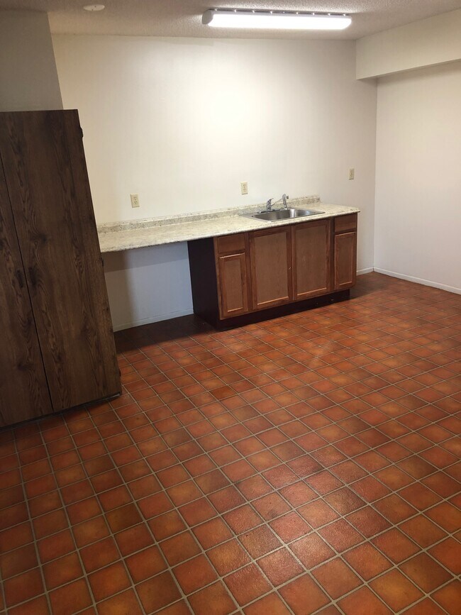 Building Photo - 1016 Cadiz Dr